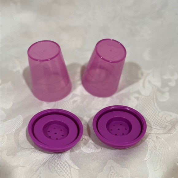 NWOT Tupperware Purple Mini Salt and Pepper Shakers - Picture 3 of 3